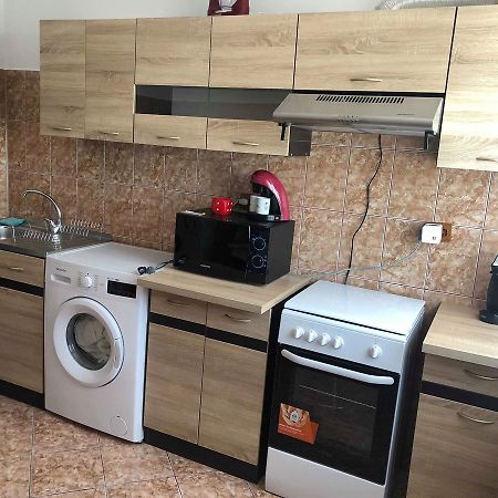 Apartament Bella จูรีลอฟกา ภายนอก รูปภาพ
